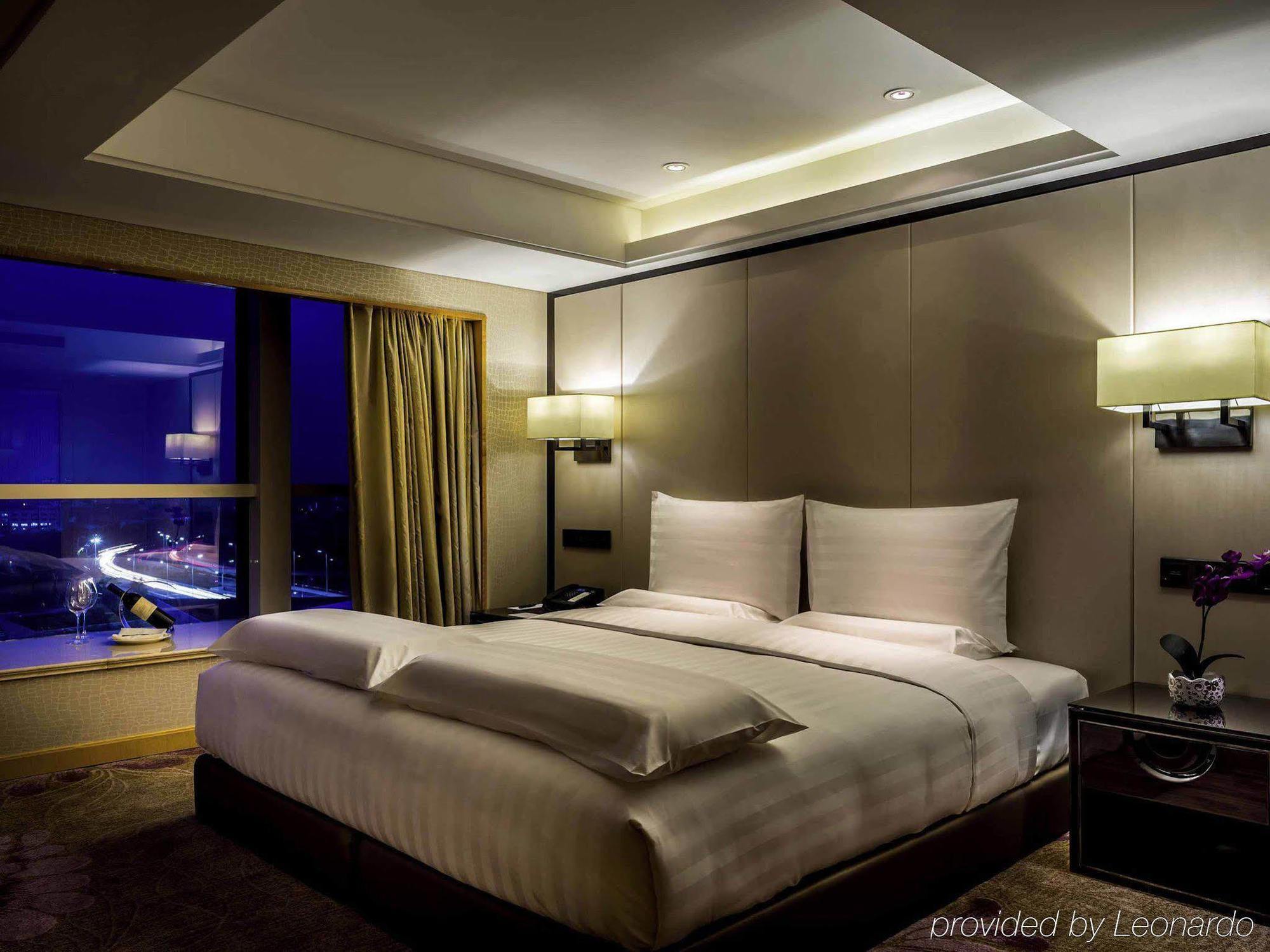 Pullman Qingdao Ziyue Hotel Exterior foto